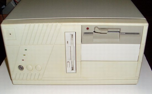 Компьютер 16 бит. Корпус IBM 286. Корпус IBM 386. IBM 80286 корпус. 80286 ПК.