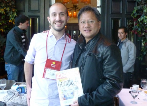 Con Jen-Hsun Huang y nuestra preciada revista USERS en el hotel Paris de Las Vegas.